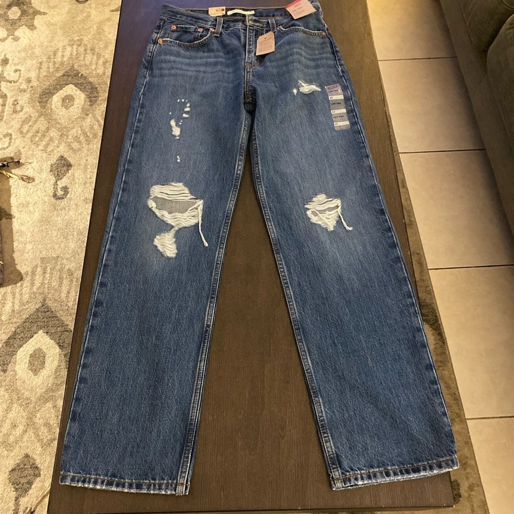 BNWT! Levi’s Low Pro Straight Jeans! - Picture 2 of 7